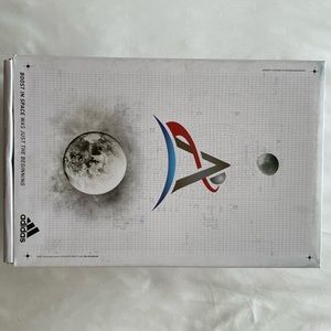 -NEVER WORN- Adidas Men’s Ultraboosts: NASA Edition